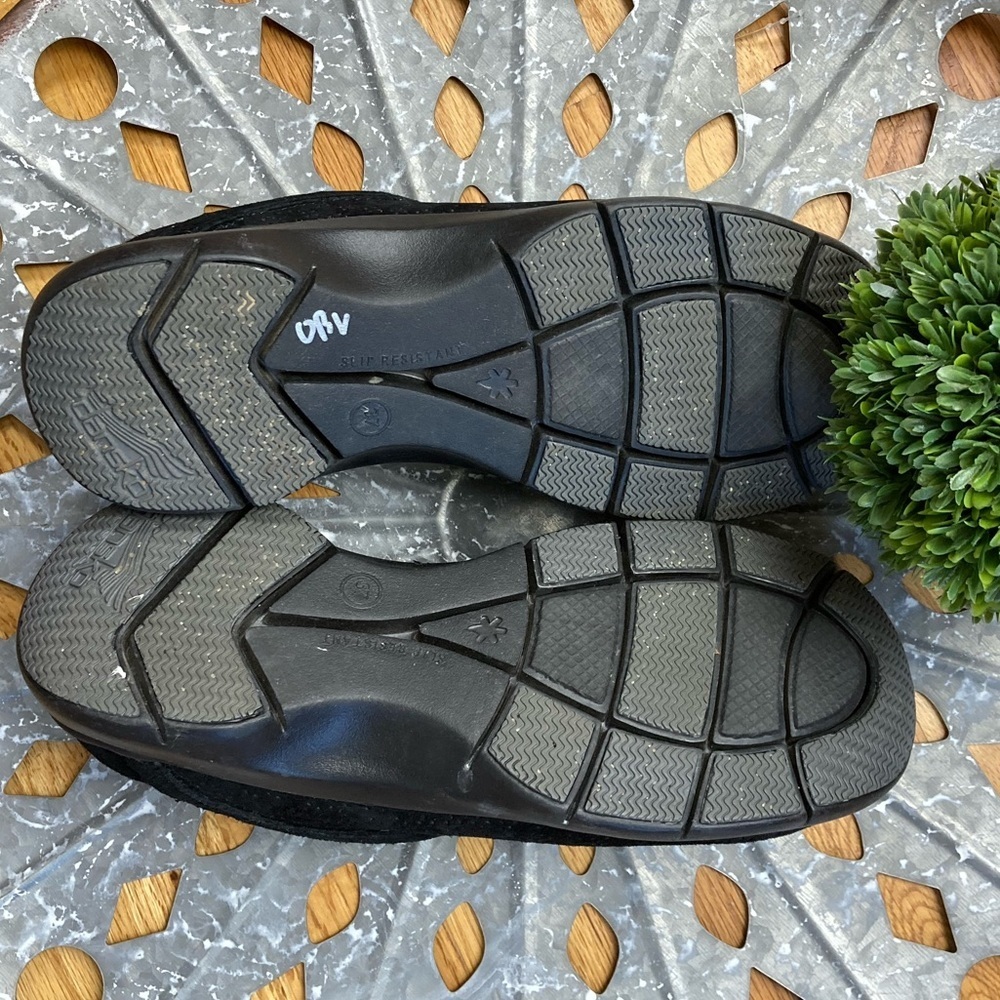 Dansko “Elon” Slip on Suede Mule Clogs - Picture 3 of 6